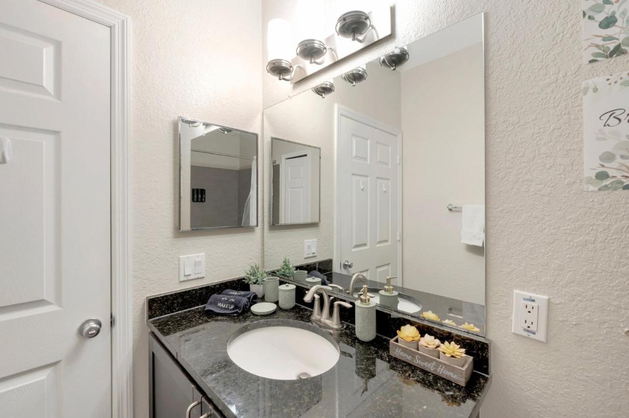 Tropical 3Br Suite-2 Resort Style Pools-5 Mil To Bay-Gym-Close To Beach Tampa Exterior photo